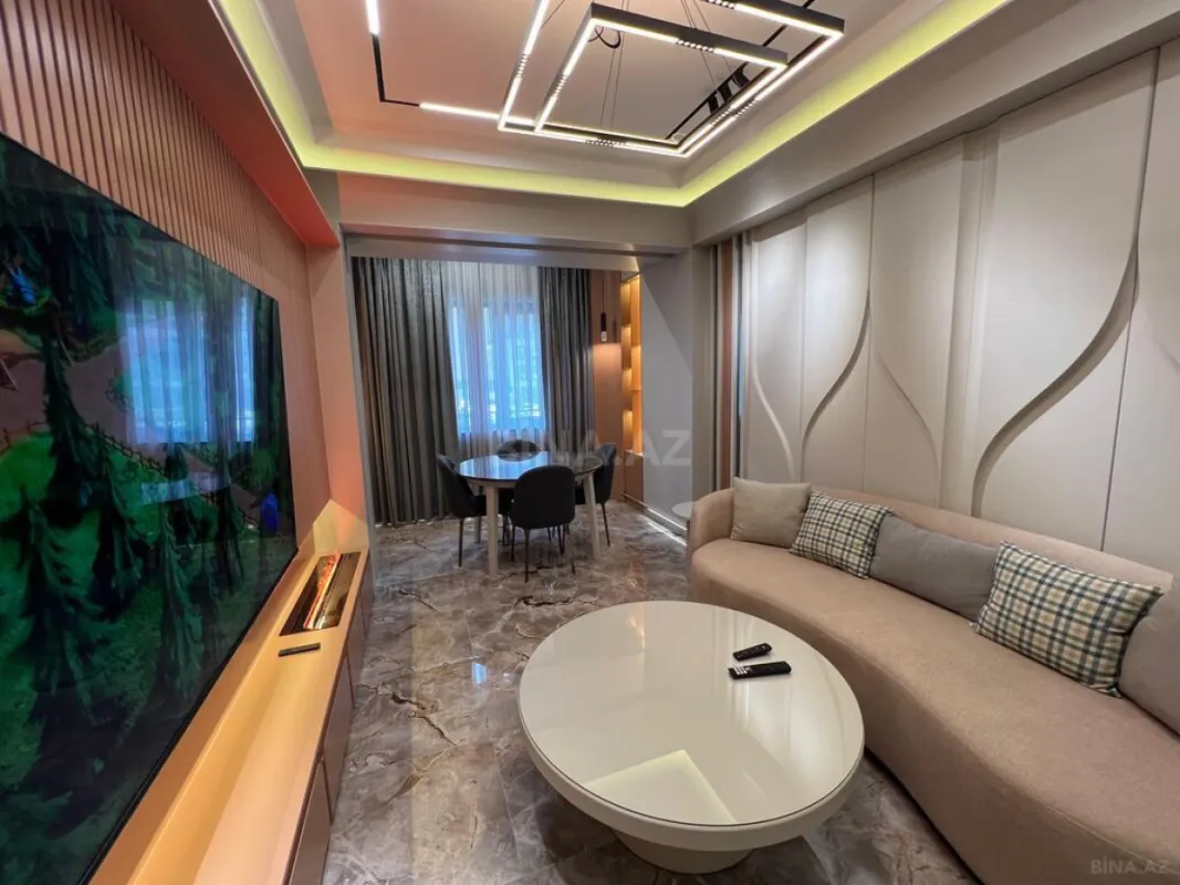 Kirayə verilir 2 otaqlı mənzil 65 m²