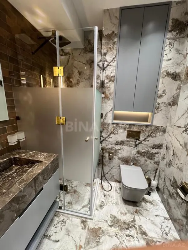 Kirayə verilir 2 otaqlı mənzil 65 m²