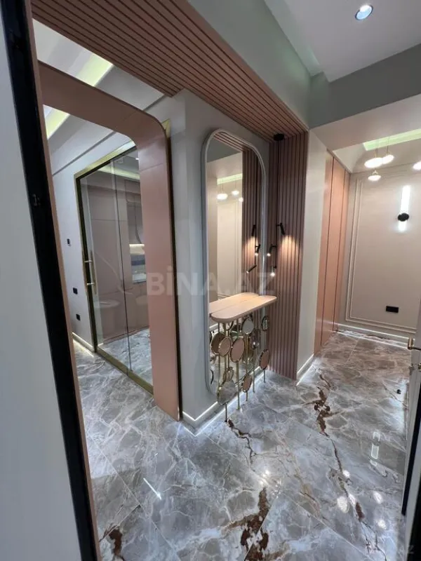 Kirayə verilir 2 otaqlı mənzil 65 m²