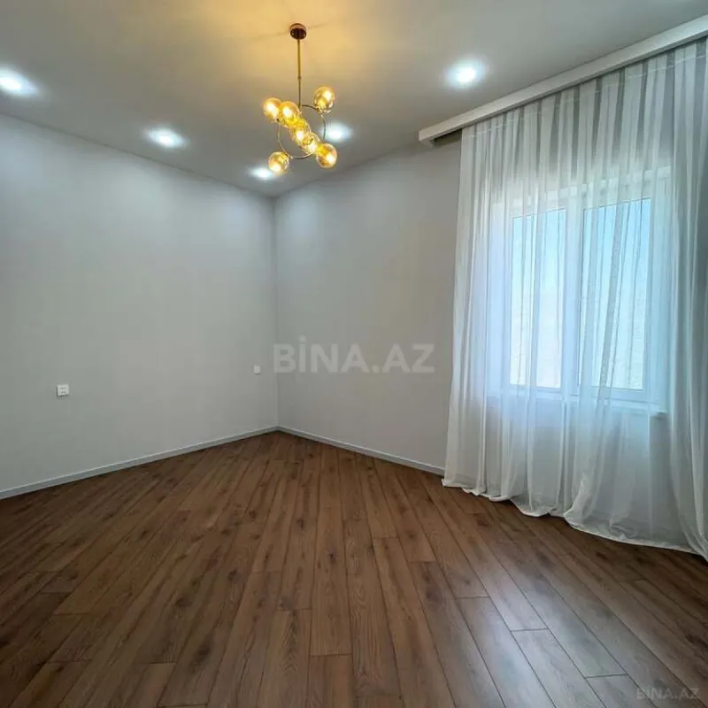 Satılır 4 otaqlı həyət evi 140 m²