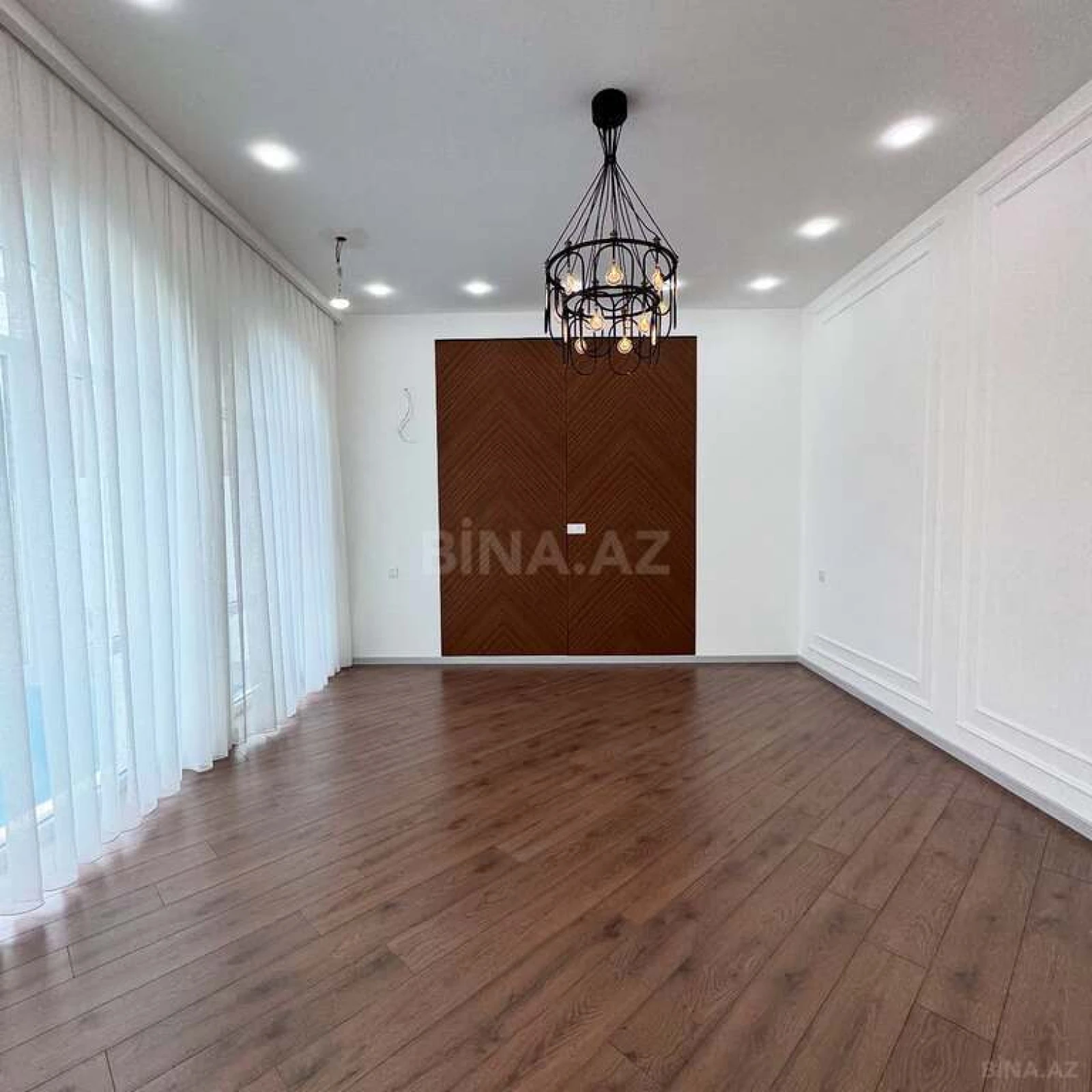 Satılır 4 otaqlı həyət evi 140 m²