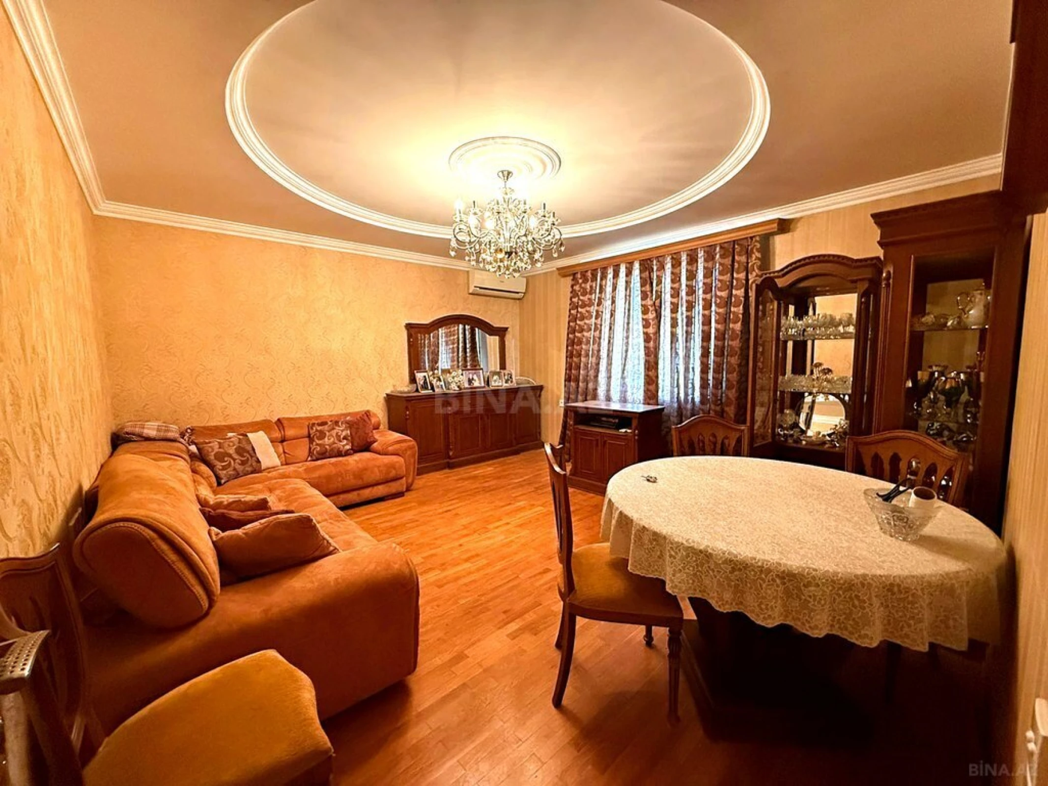 Satılır 4 otaqlı mənzil 90 m²