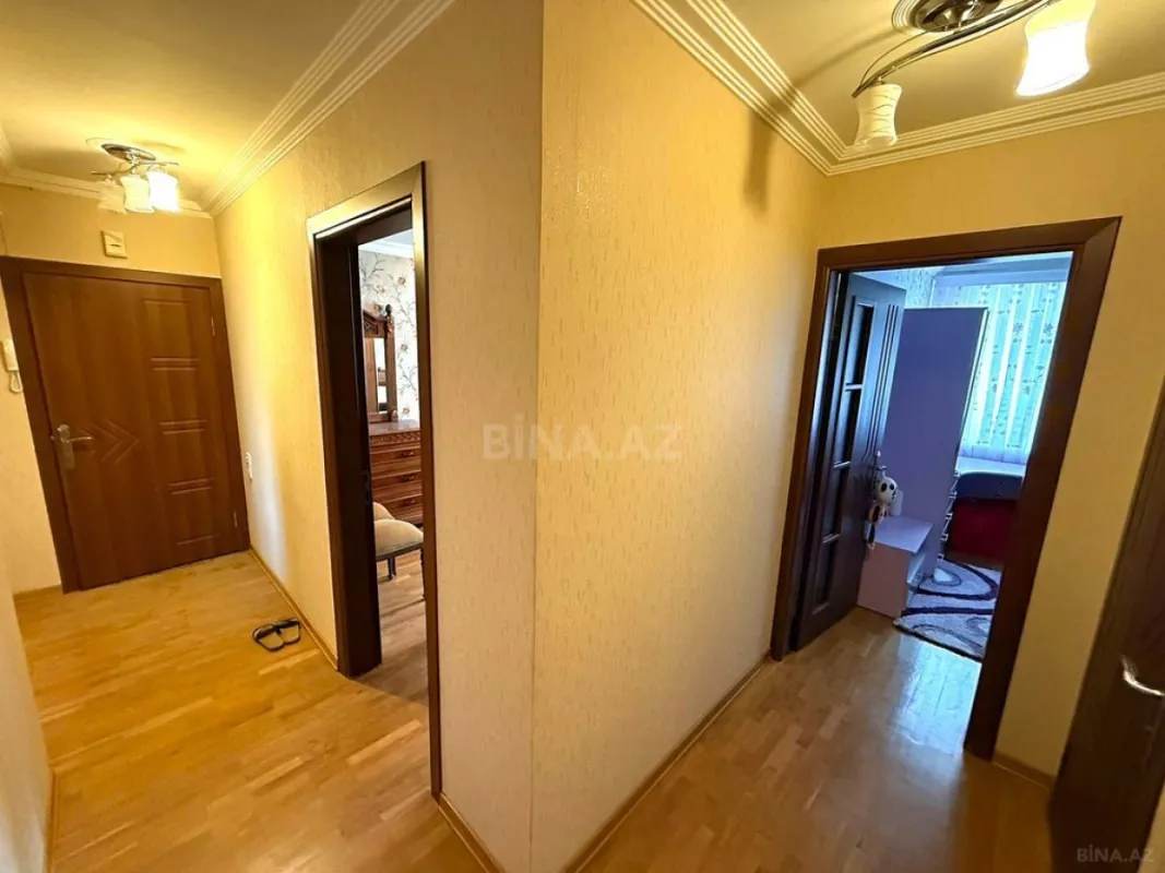Satılır 4 otaqlı mənzil 90 m²