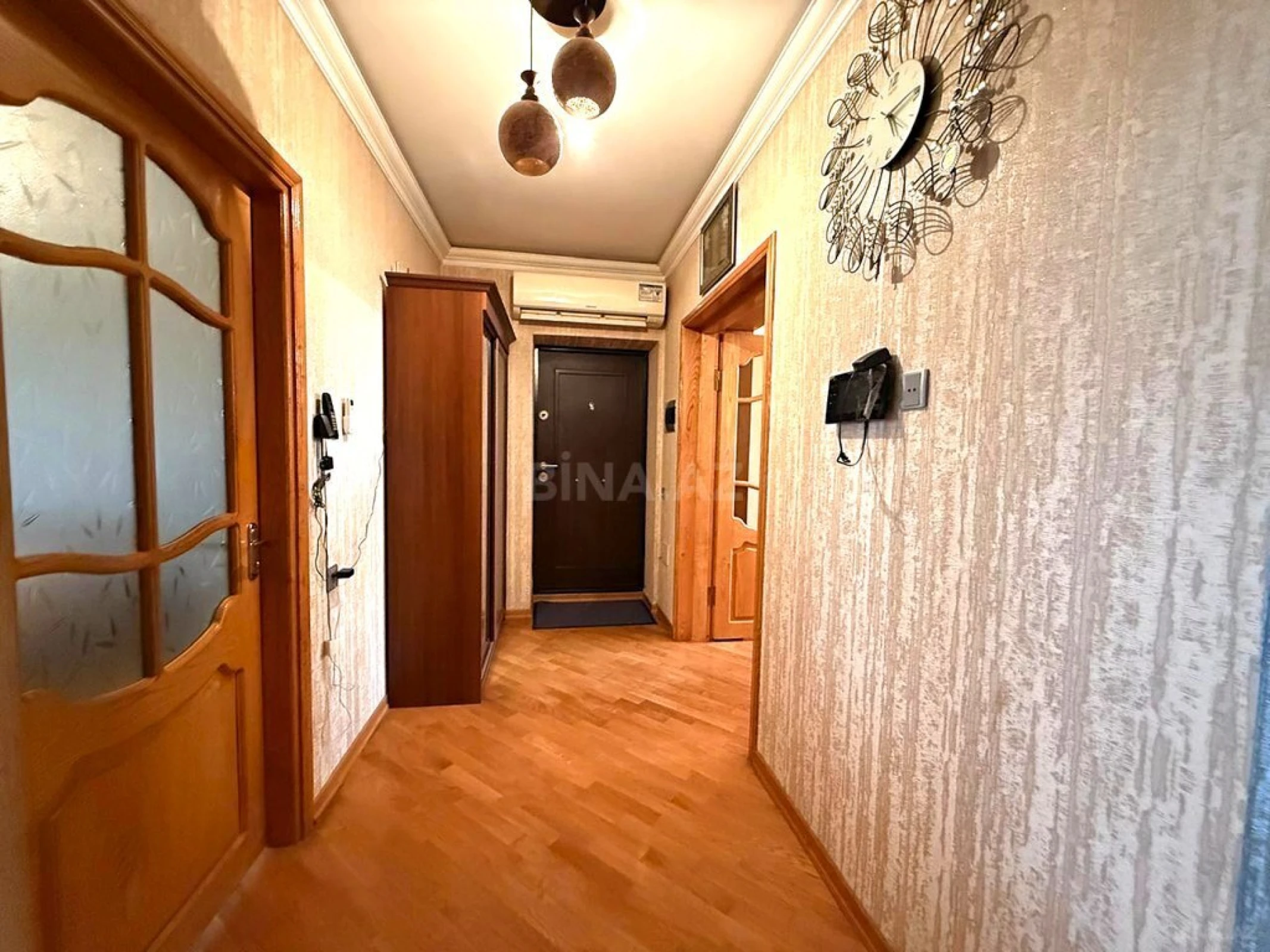 Satılır 4 otaqlı mənzil 100 m²
