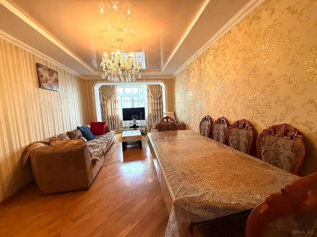 Satılır 4 otaqlı mənzil 100 m²