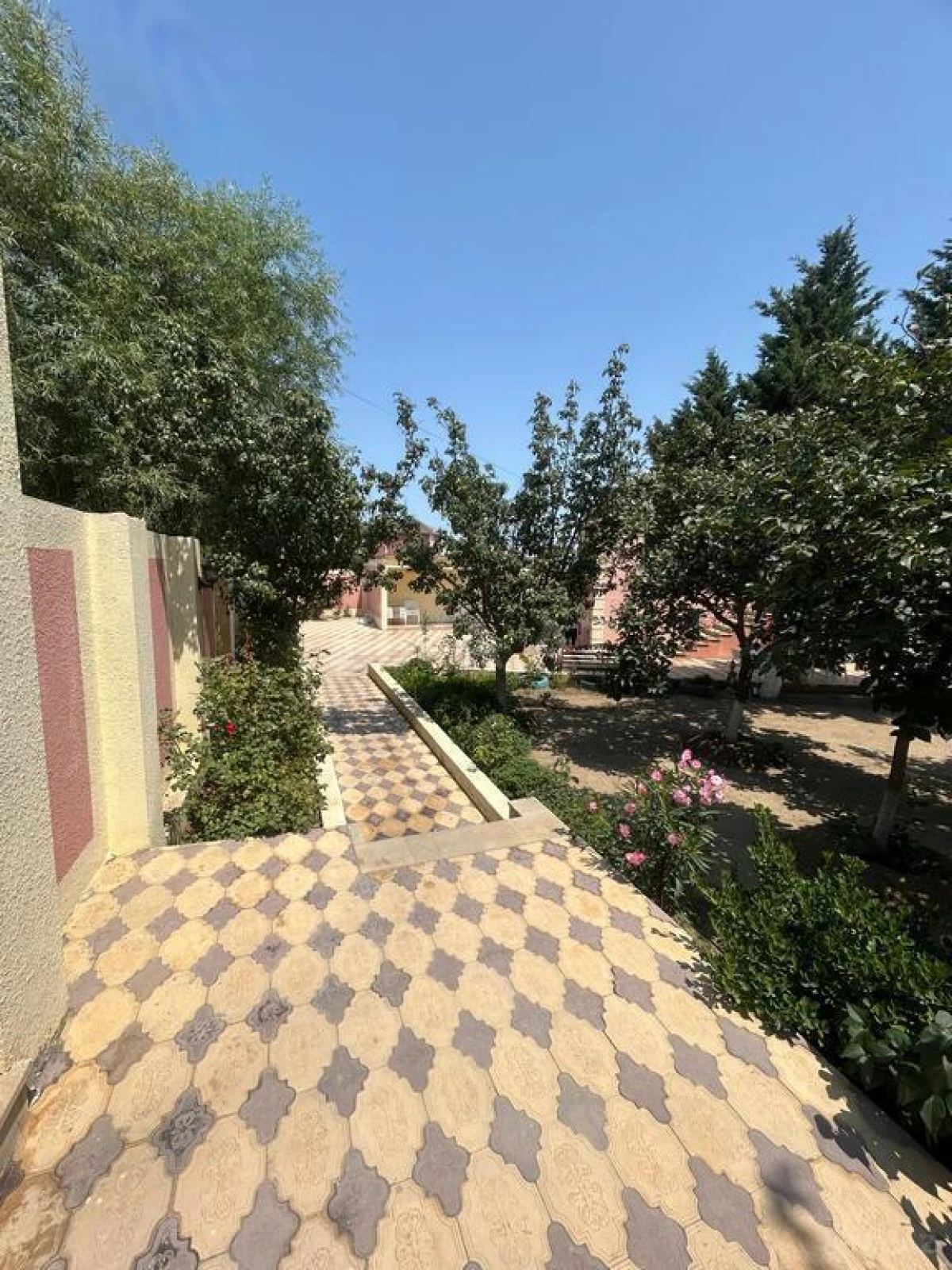 Satılır torpaq sahəsi 6 m²