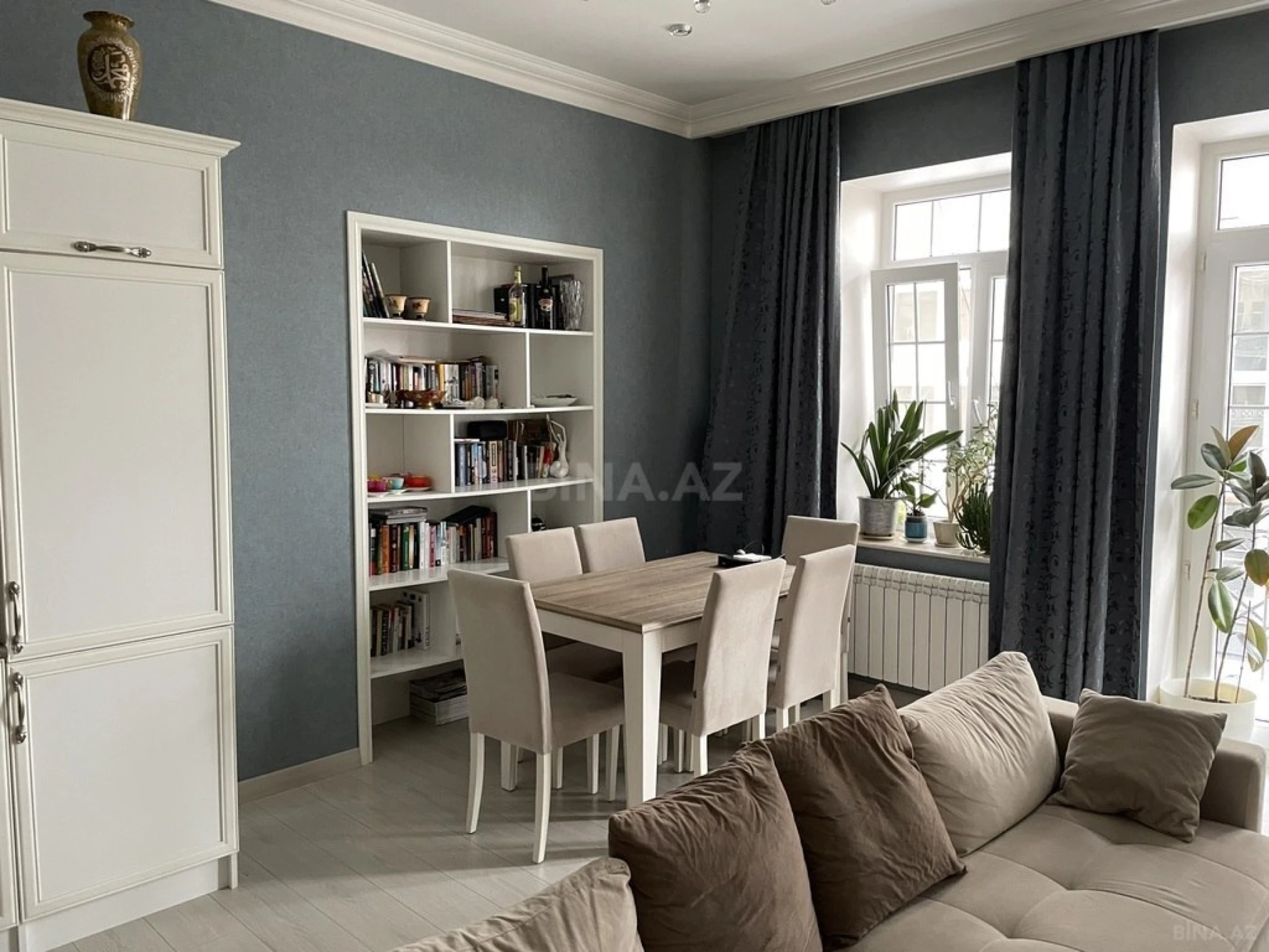Satılır 2 otaqlı mənzil 68 m²