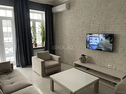 Satılır 2 otaqlı mənzil 68 m²