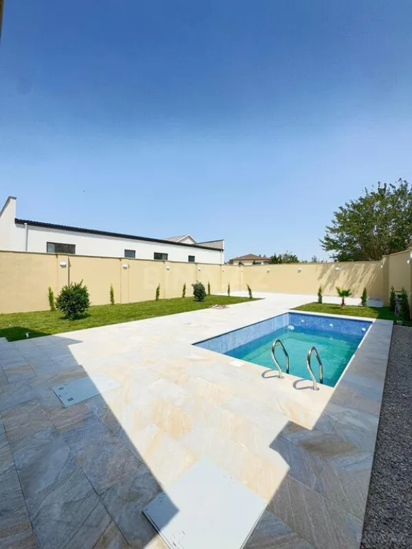 Satılır 4 otaqlı həyət evi 130 m²