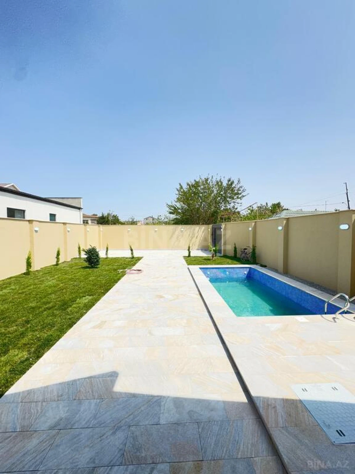 Satılır 4 otaqlı həyət evi 130 m²