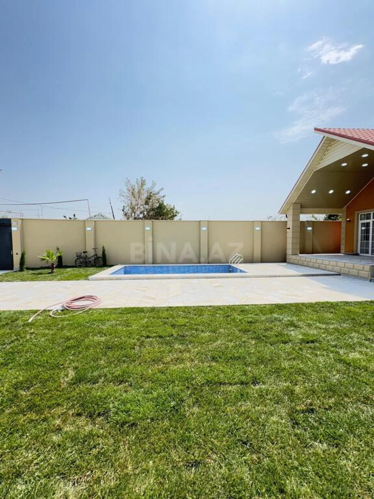 Satılır 4 otaqlı həyət evi 130 m²