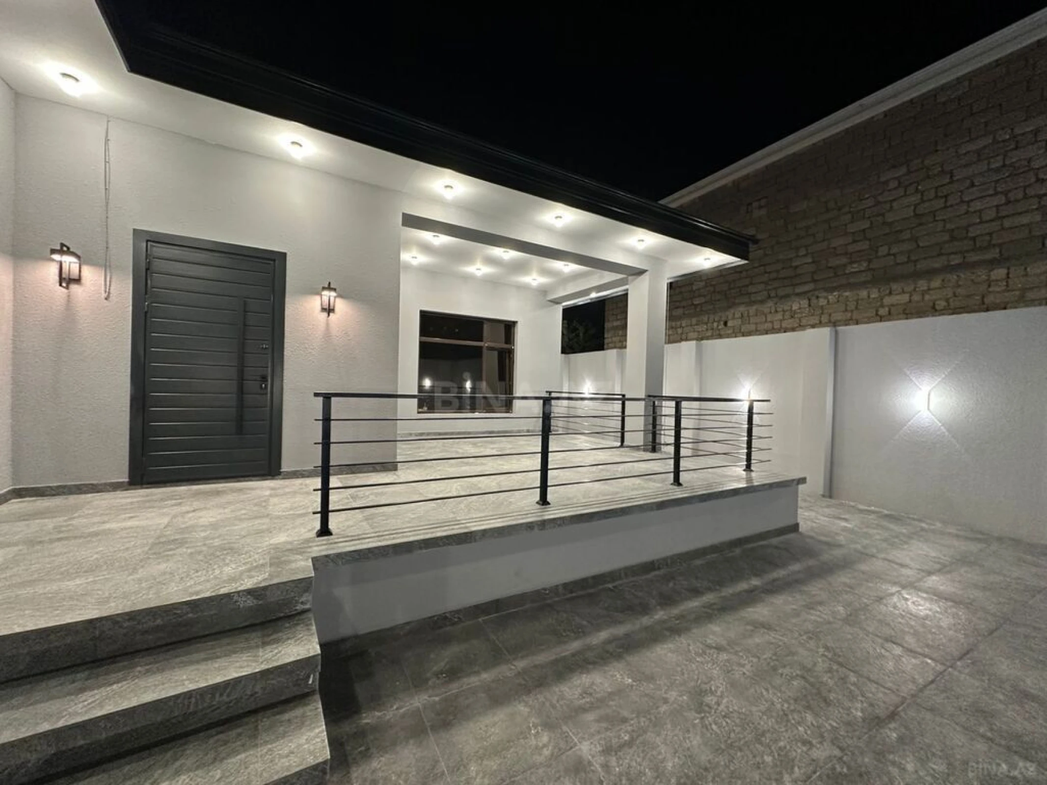 Satılır 3 otaqlı həyət evi 165 m²