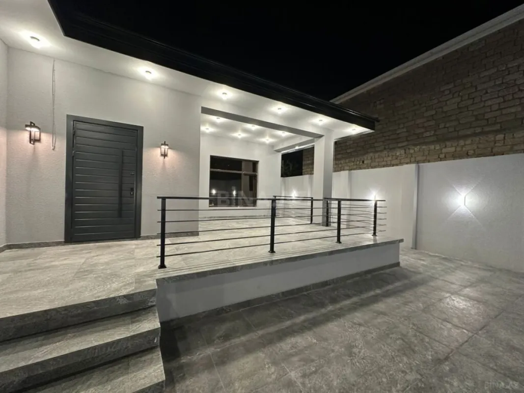 Satılır 3 otaqlı həyət evi 165 m²