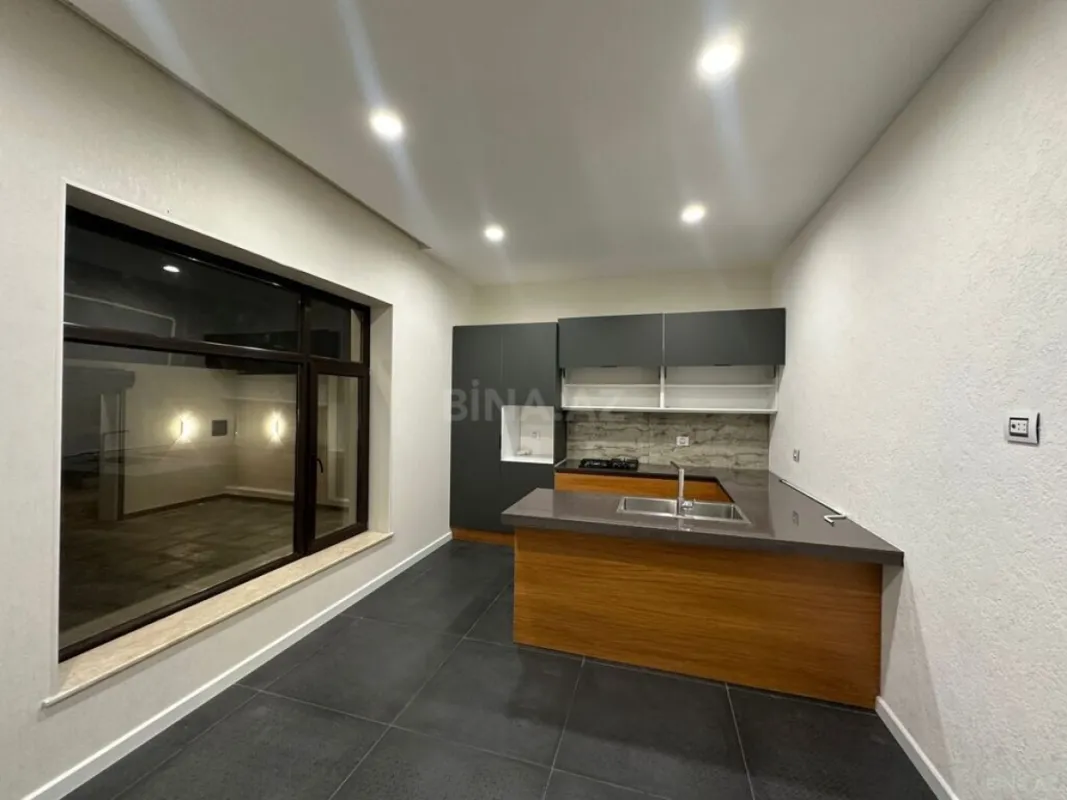 Satılır 3 otaqlı həyət evi 165 m²