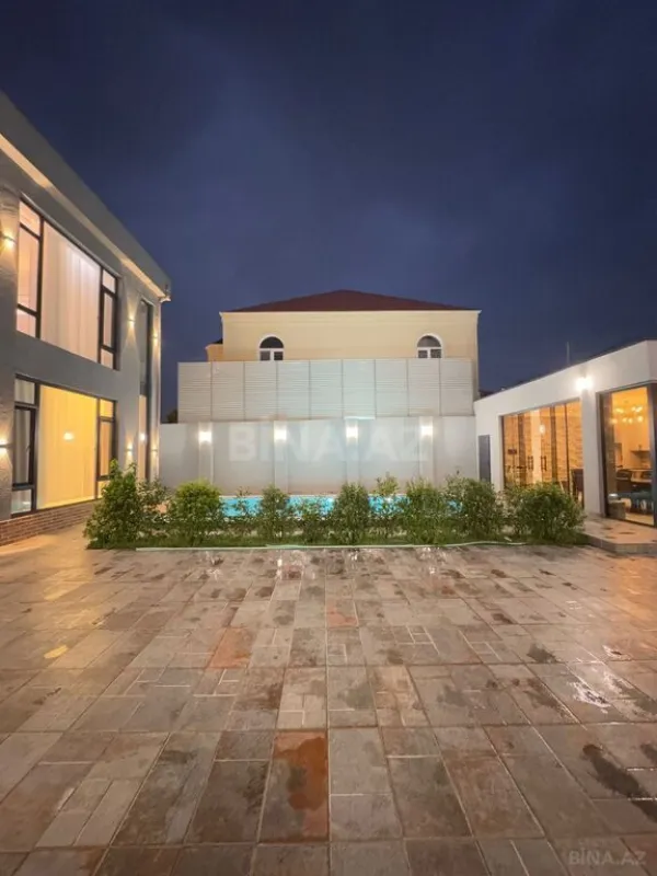 Satılır 6 otaqlı həyət evi 350 m²