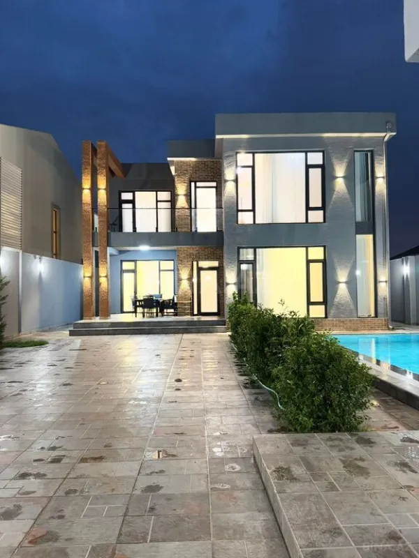 Satılır 6 otaqlı həyət evi 350 m²