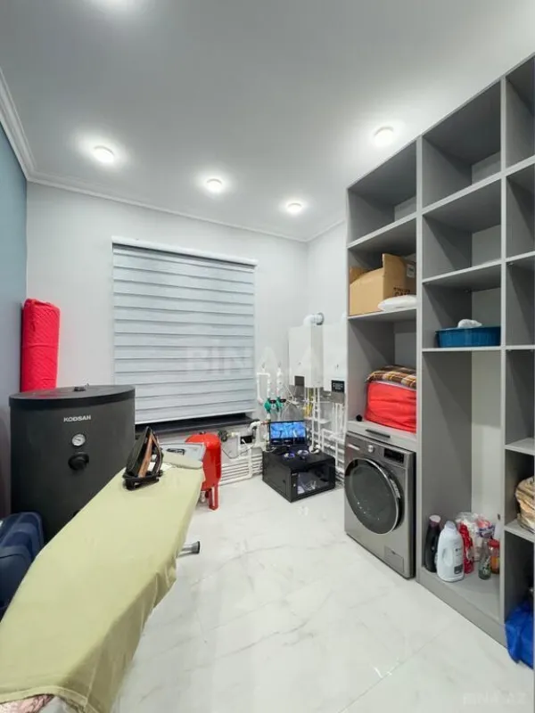 Satılır 6 otaqlı həyət evi 350 m²