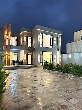 Satılır 6 otaqlı həyət evi 350 m²