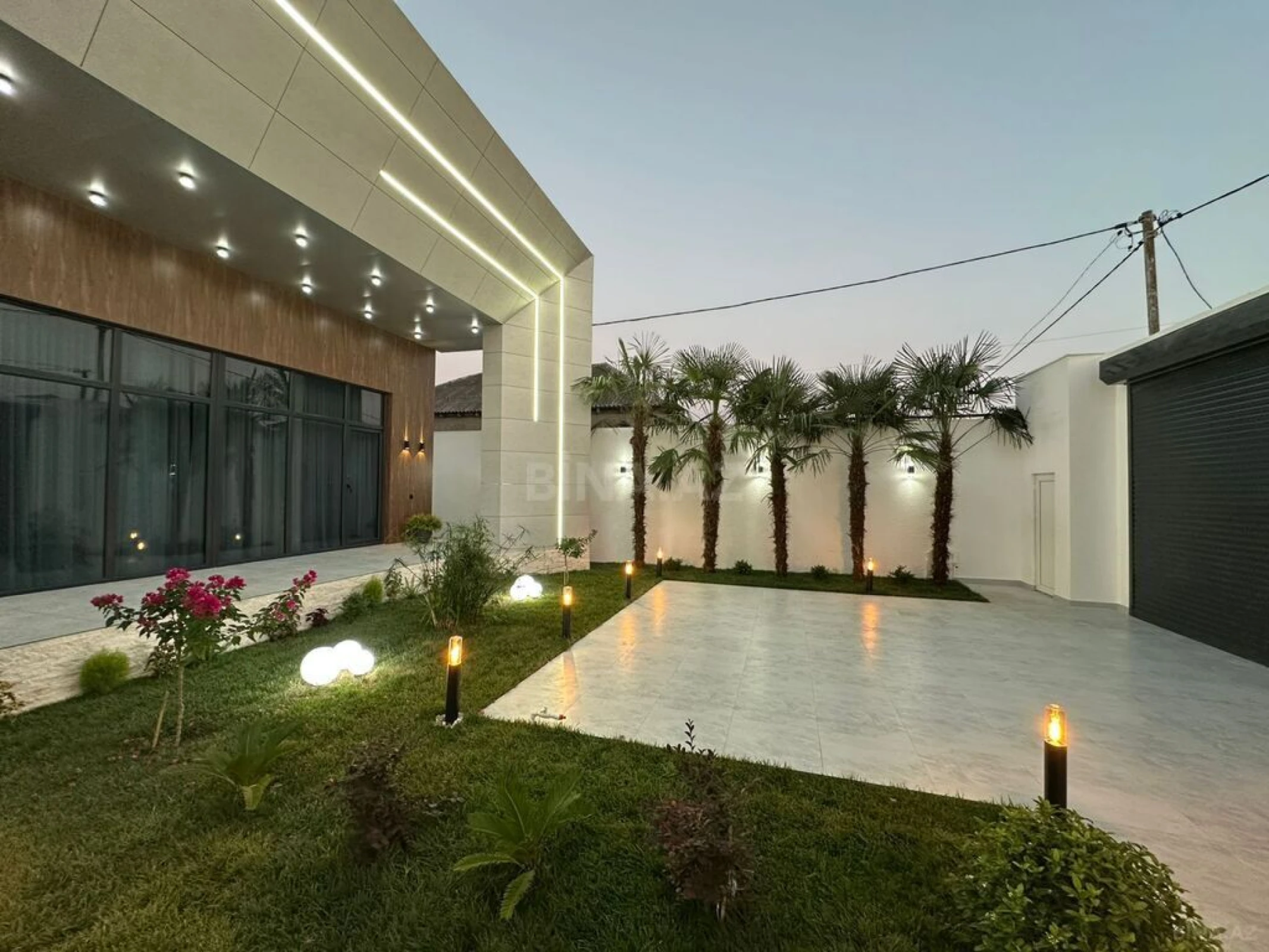 Satılır 4 otaqlı həyət evi 260 m²