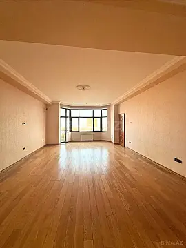 Satılır 3 otaqlı mənzil 138 m²