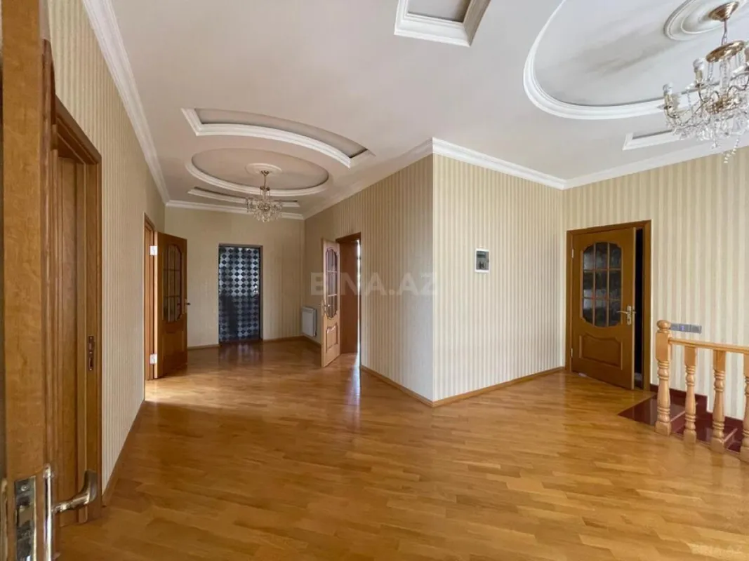 Satılır 5 otaqlı həyət evi 400 m²