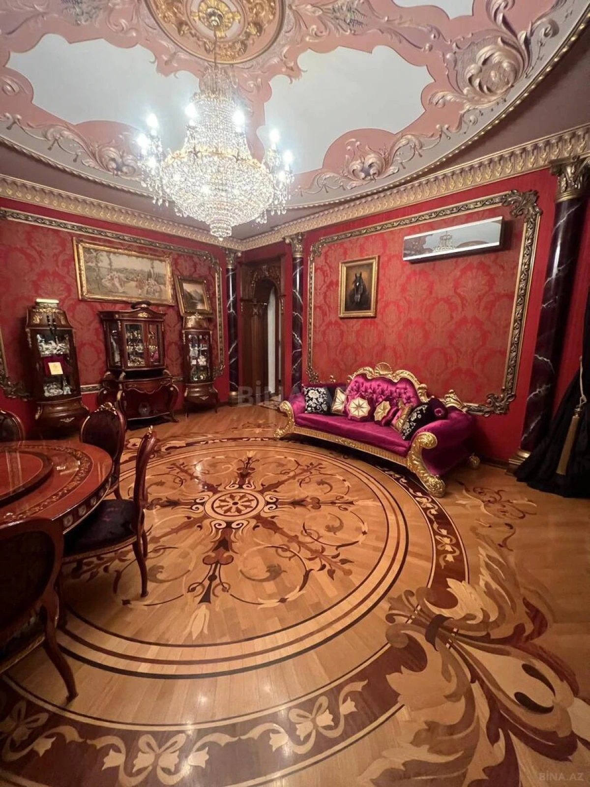 Satılır 3 otaqlı mənzil 104 m²