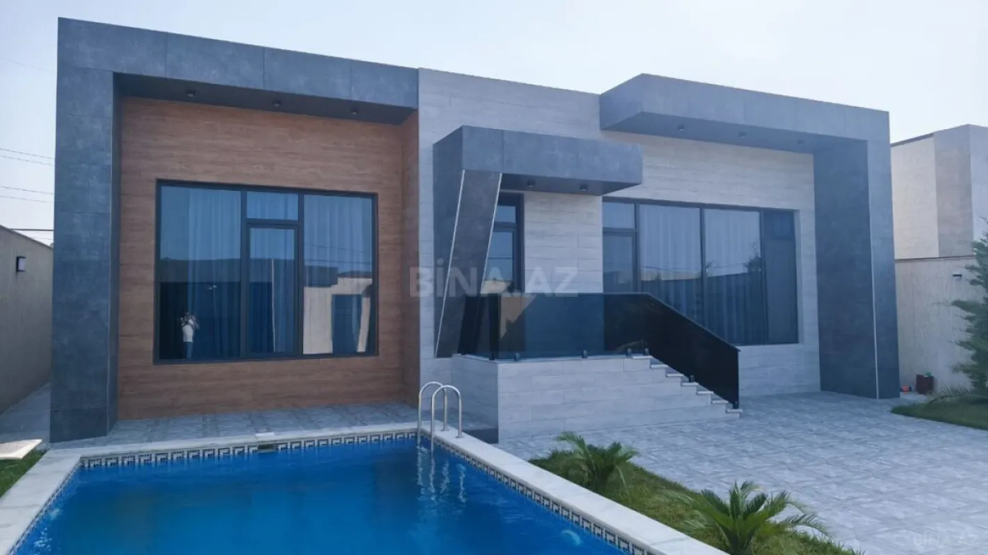 Satılır 5 otaqlı həyət evi 230 m²