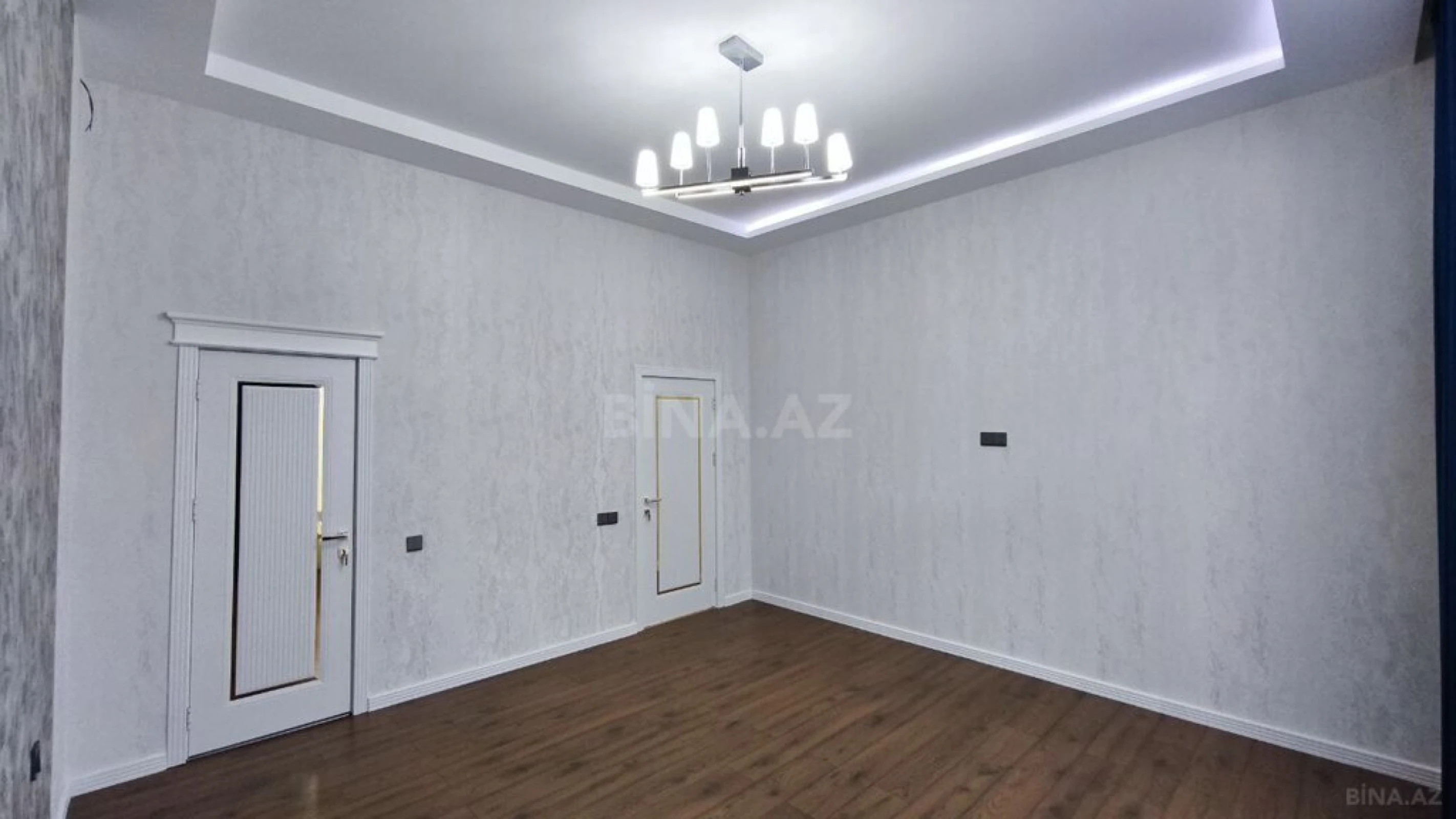 Satılır 5 otaqlı həyət evi 230 m²