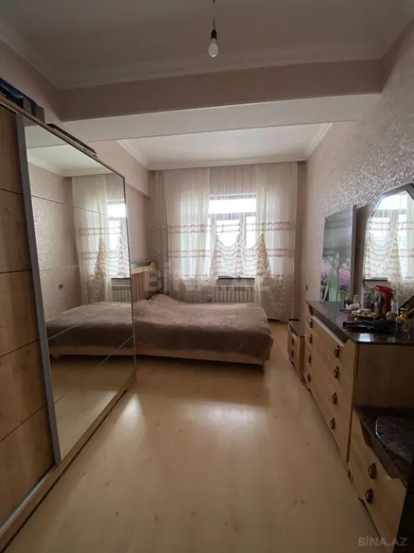 Satılır 3 otaqlı mənzil 85.2 m²