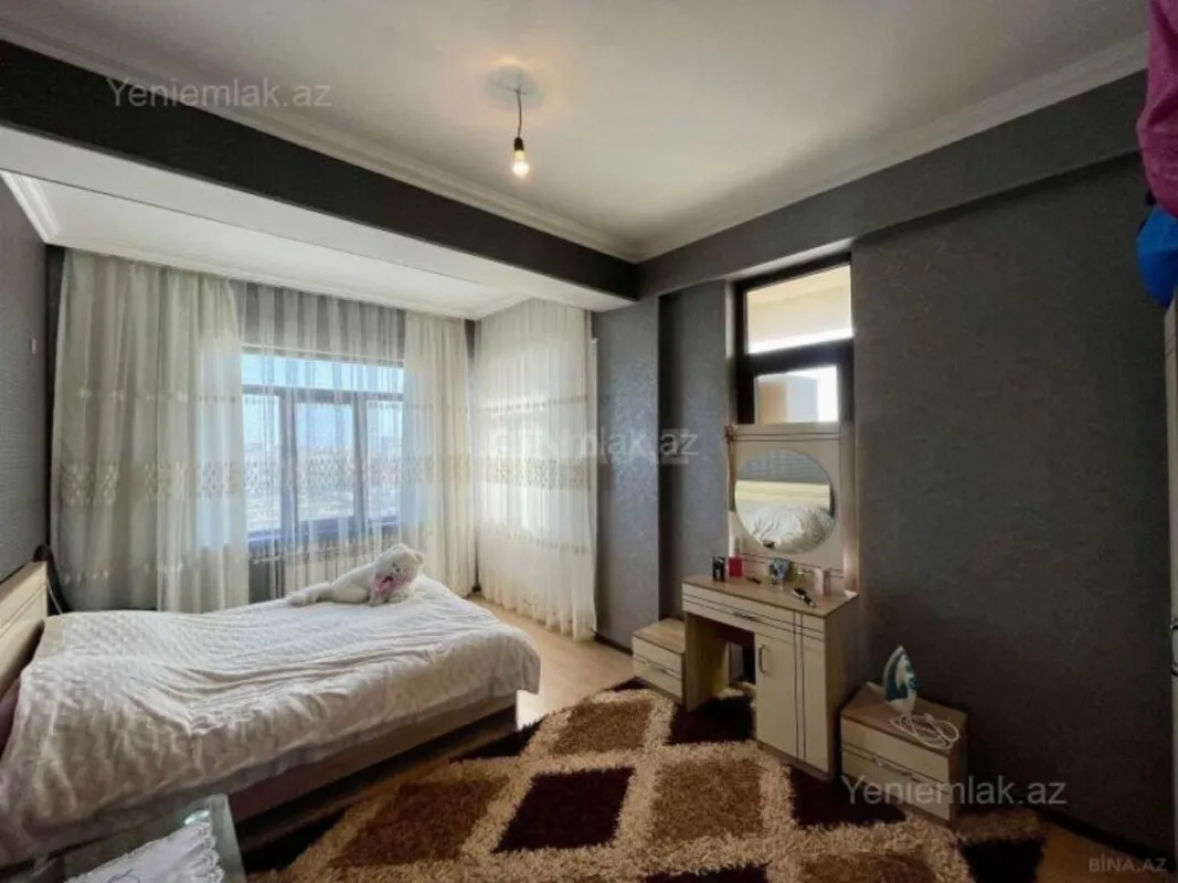 Satılır 3 otaqlı mənzil 85.2 m²