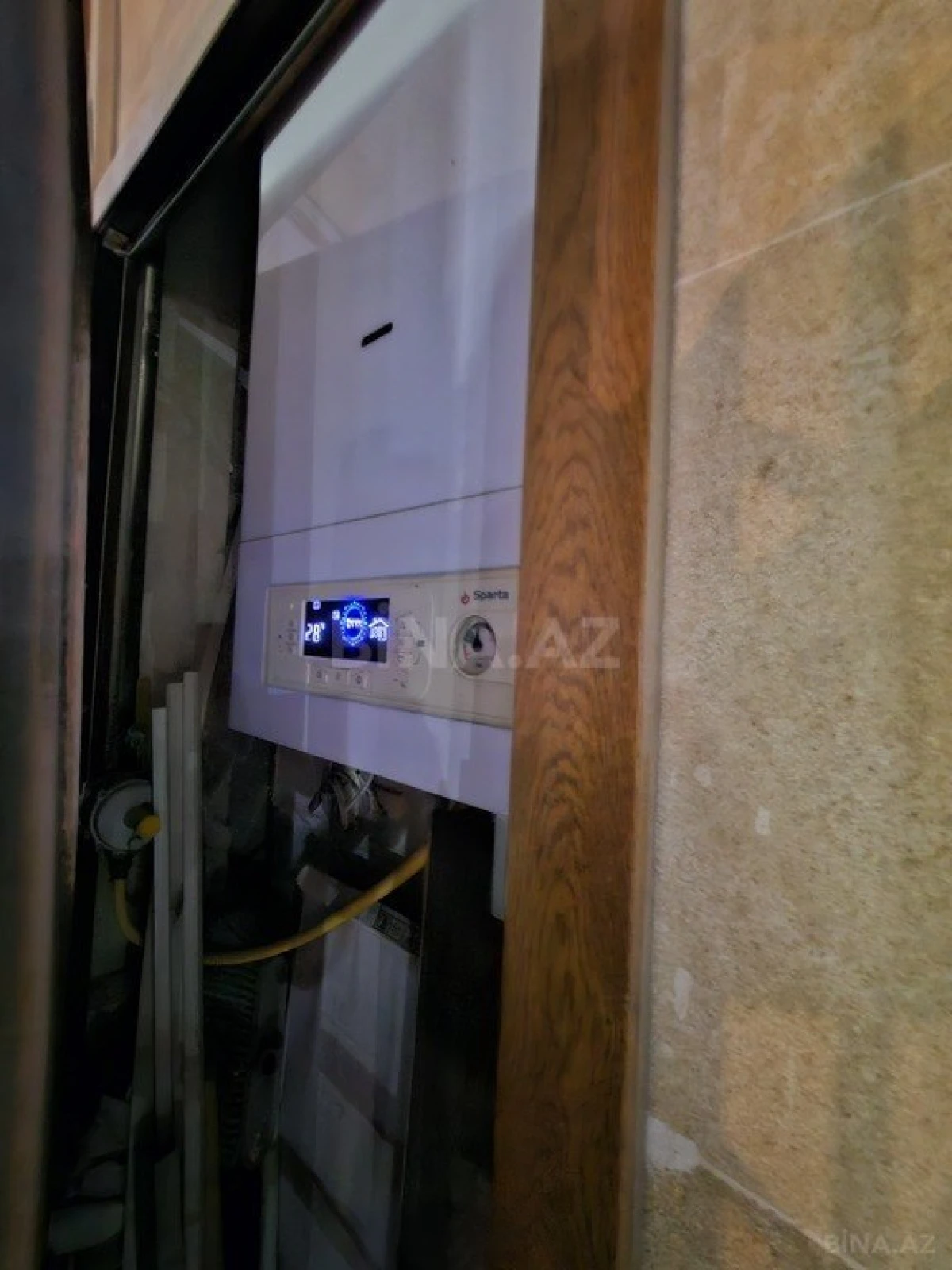 Satılır 3 otaqlı mənzil 110 m²