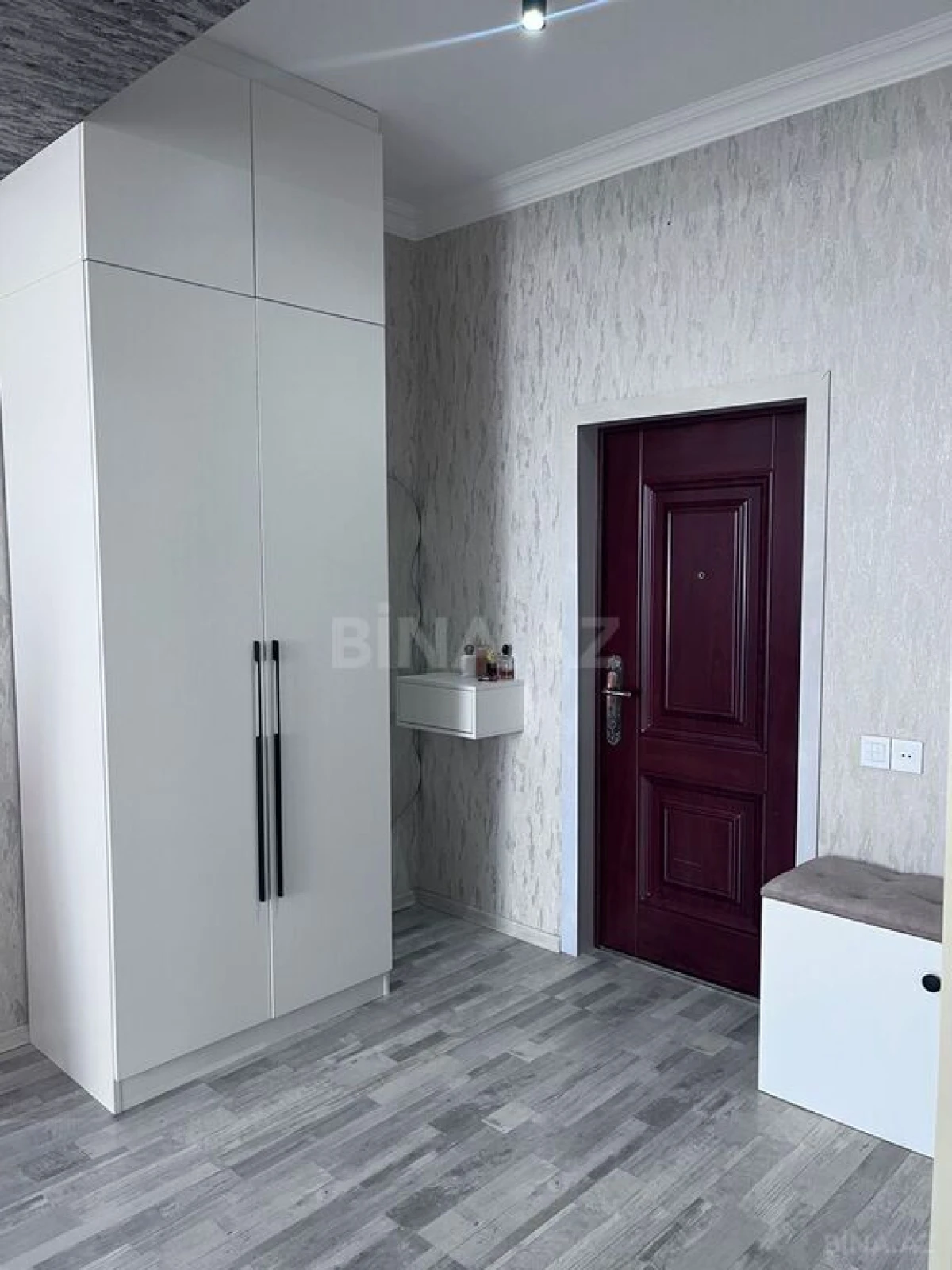 Satılır 3 otaqlı mənzil 81 m²