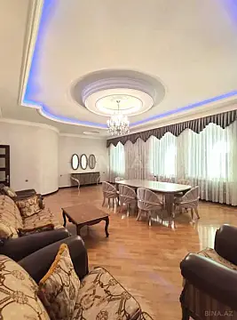 Satılır 7 otaqlı həyət evi 622 m²