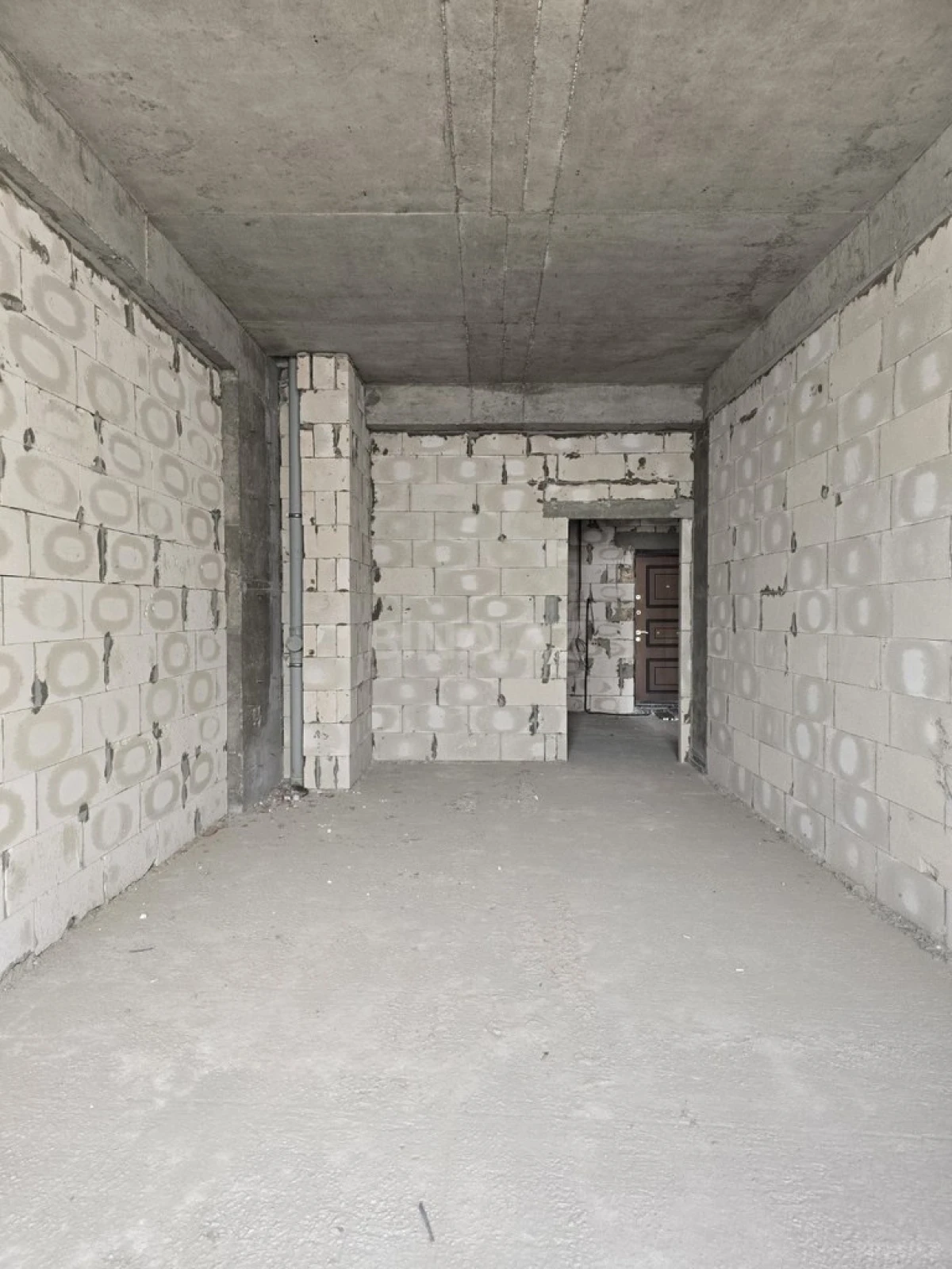 Satılır 4 otaqlı mənzil 220 m²