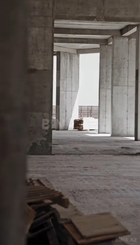 Satılır 2 otaqlı mənzil 122 m²