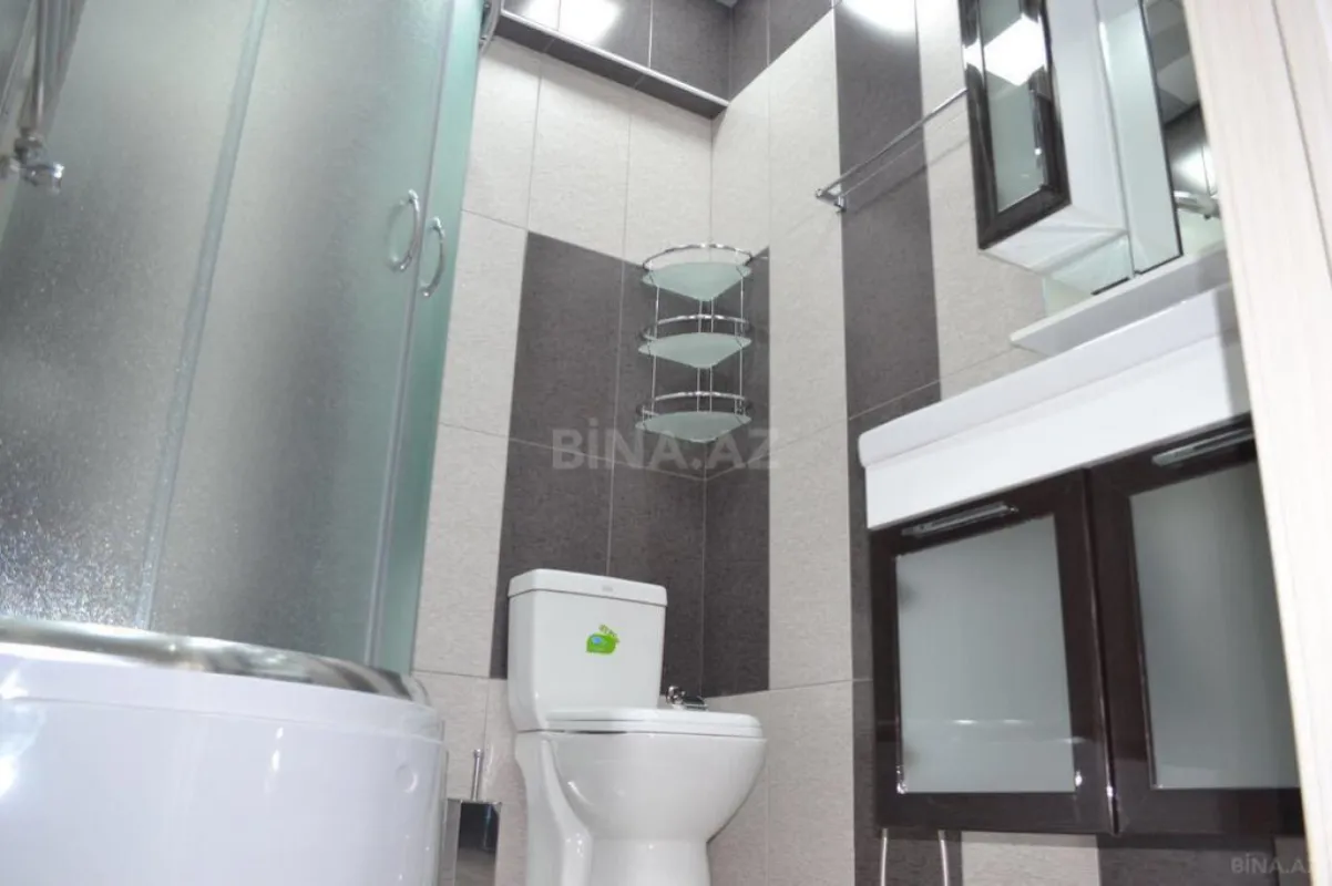 Kirayə verilir 2 otaqlı mənzil 96 m²