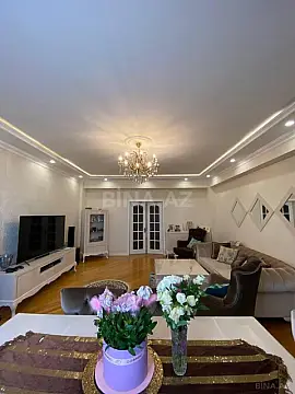 Satılır 2 otaqlı mənzil 95 m²