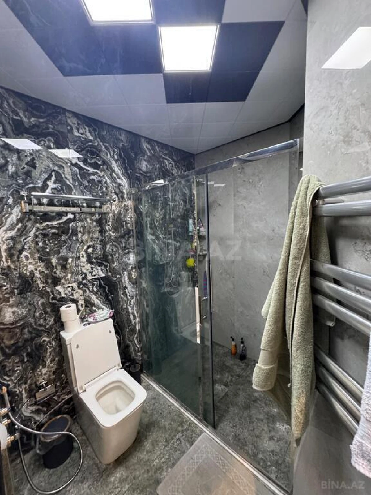 Kirayə verilir 3 otaqlı mənzil 150 m²