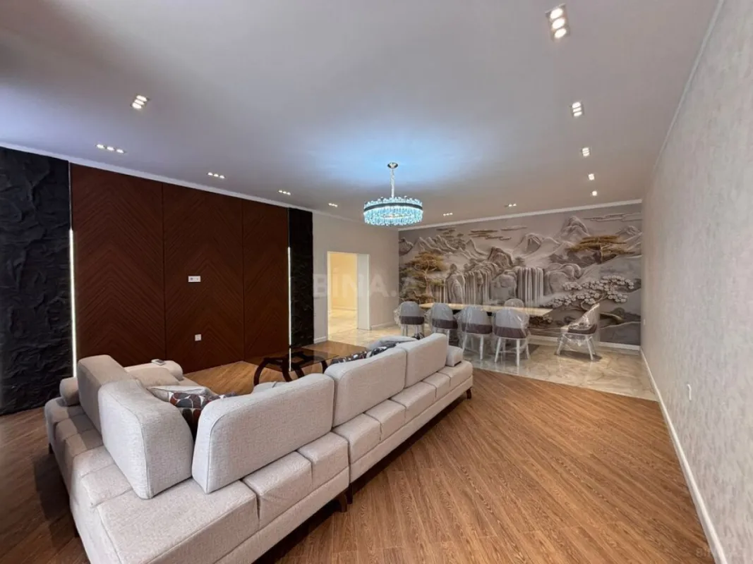 Satılır 6 otaqlı həyət evi 350 m²