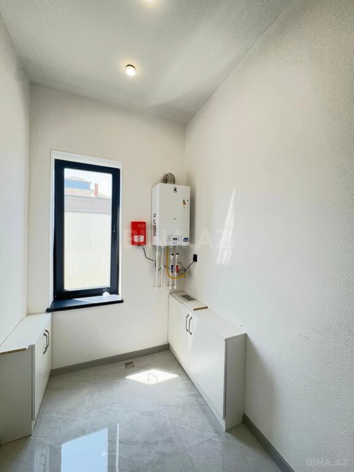 Satılır 4 otaqlı həyət evi 160 m²
