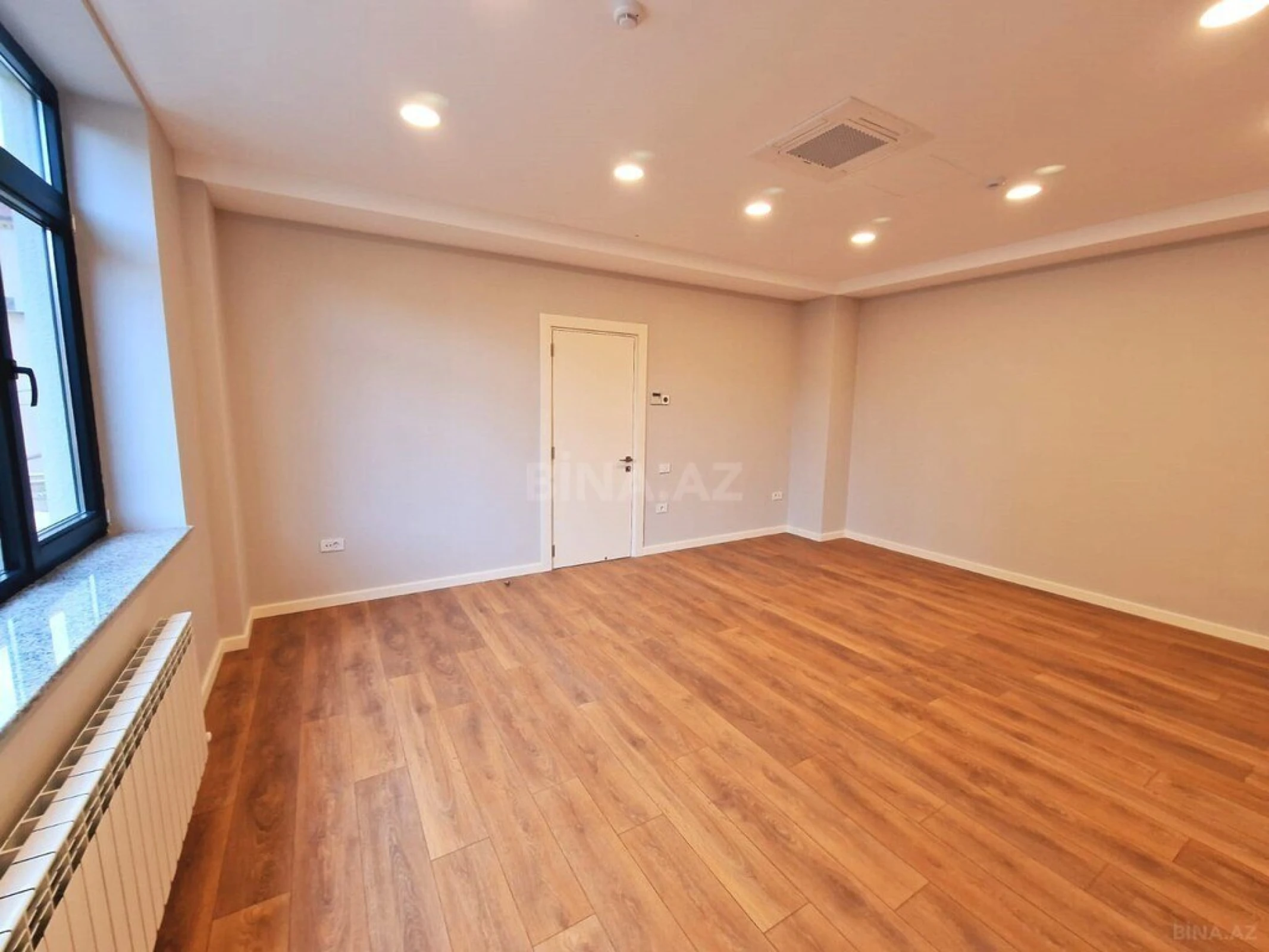 Kirayə verilir obyekt 1000 m²