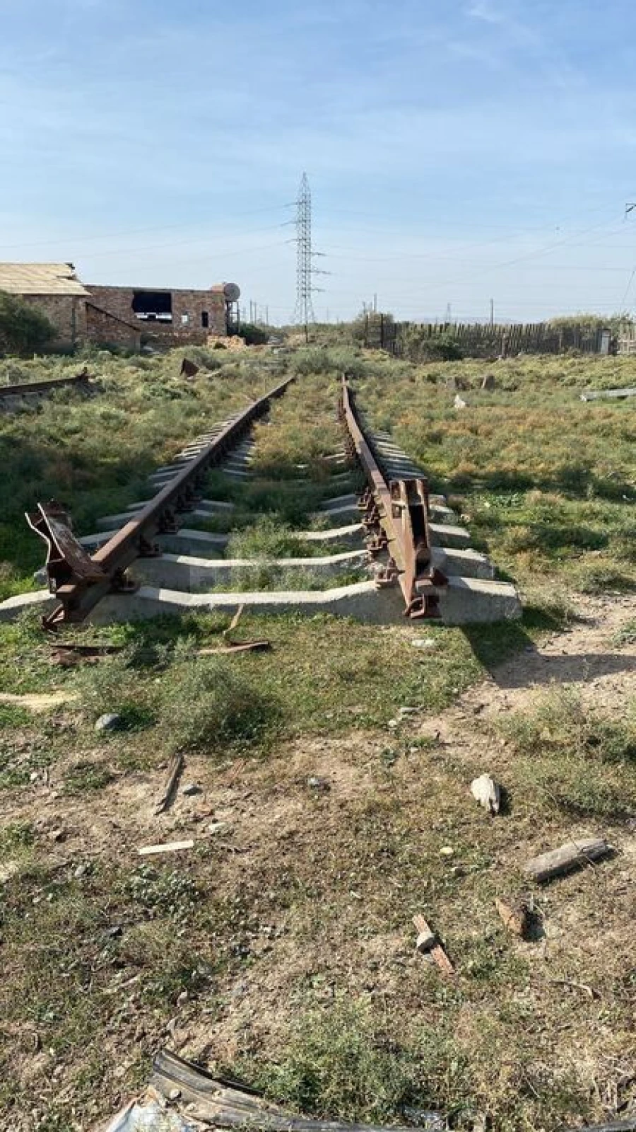 Satılır torpaq sahəsi 2000 m²