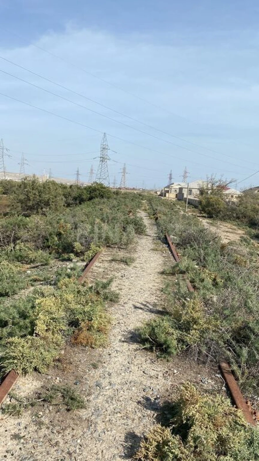 Satılır torpaq sahəsi 2000 m²