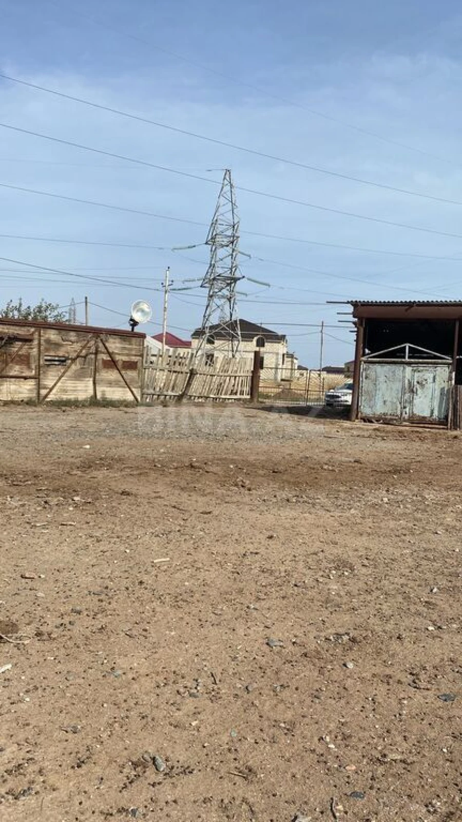 Satılır torpaq sahəsi 2000 m²