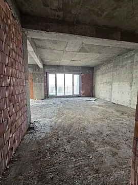 Satılır 3 otaqlı mənzil 157 m²