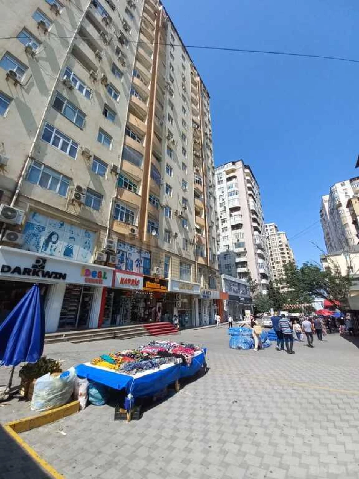 Satılır obyekt 230 m²