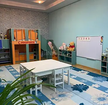 Satılır obyekt 230 m²