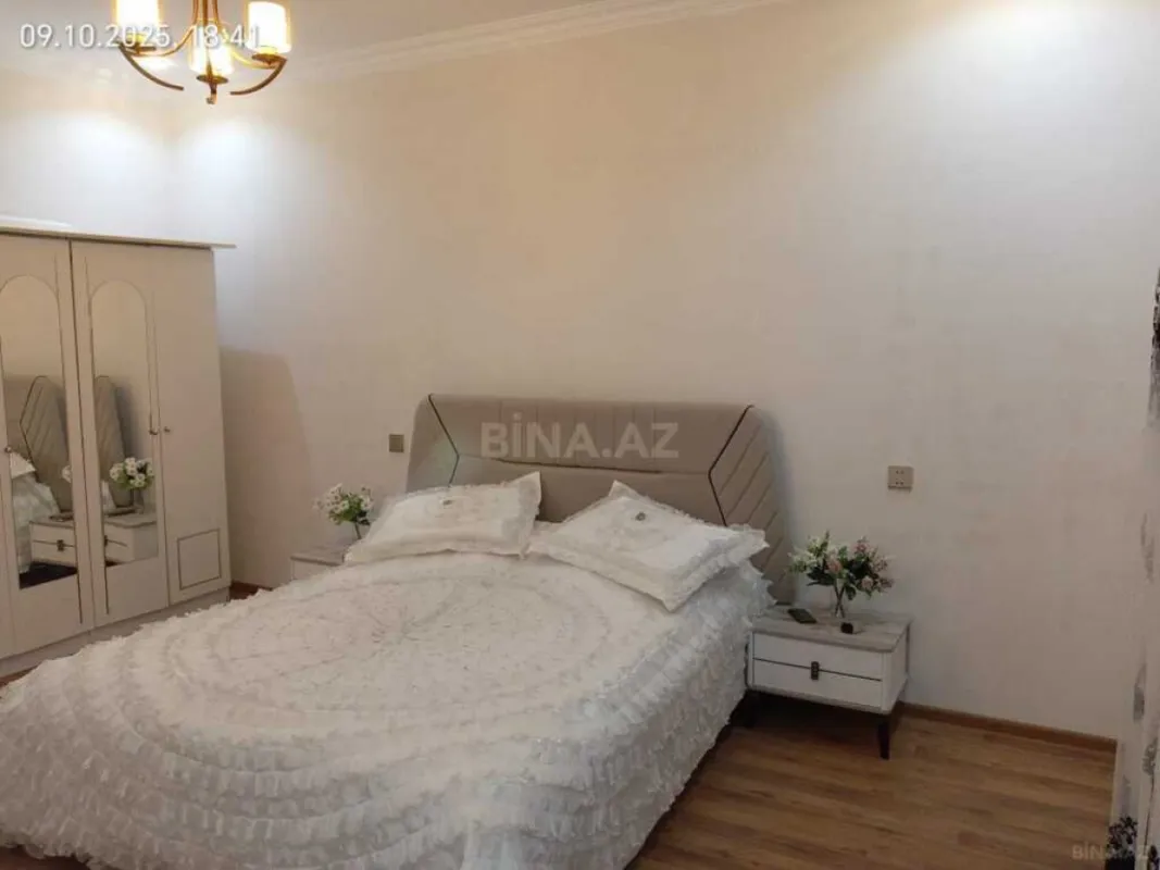 Satılır 4 otaqlı həyət evi 200 m²