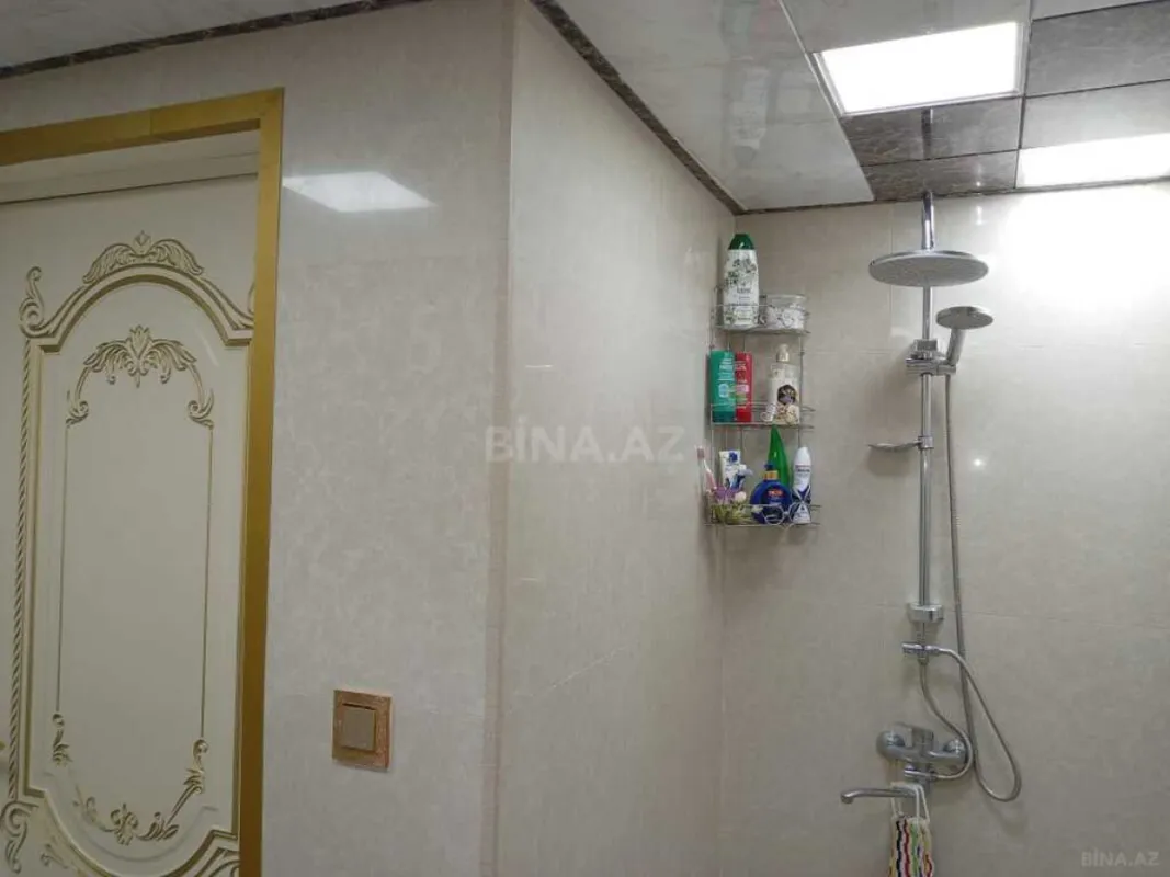 Satılır 4 otaqlı həyət evi 200 m²
