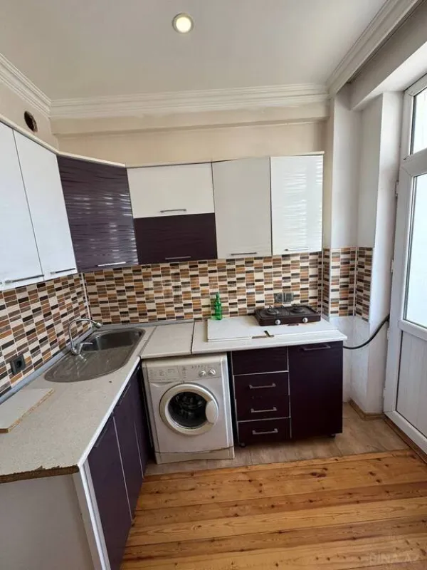 Satılır 3 otaqlı mənzil 72 m²